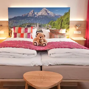 Hotel Edel Weiss, Brema